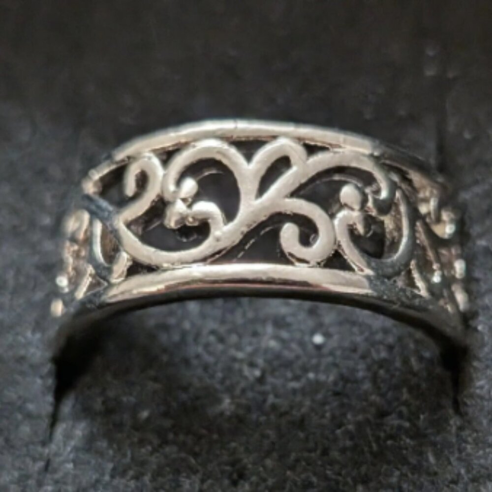 Sterling Silver Scrollwork Statement Ring - Size 8 - image 3